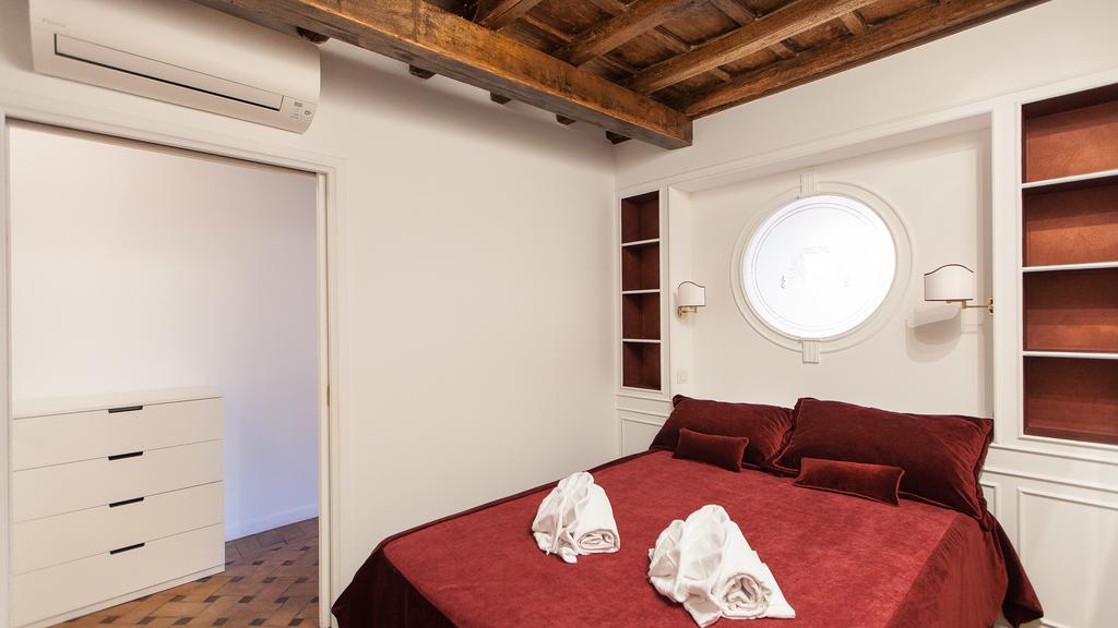 Rental In Rome - Scala Suite Roma Exterior foto