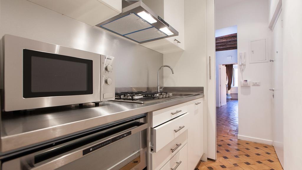 Rental In Rome - Scala Suite Roma Exterior foto