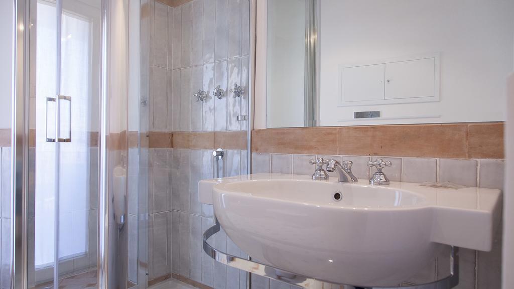 Rental In Rome - Scala Suite Roma Exterior foto